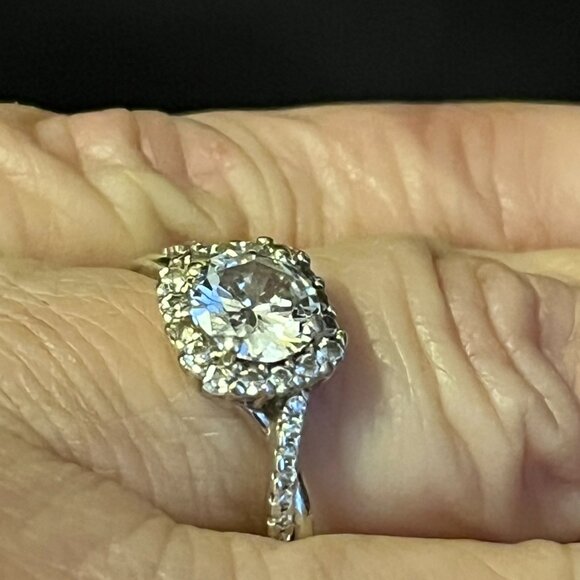 Sterling Silver Cubic Zirconia Halo Solitaire Ring – Size 8, Stamped 925 - Picture 5 of 9